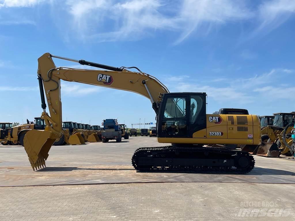 CAT 323D3 Bageri guseničari