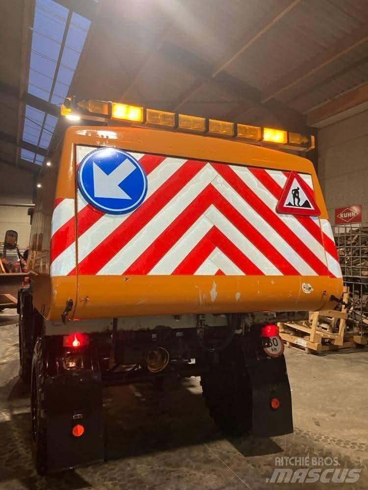 Mercedes-Benz unimog Mašine za čišćenje