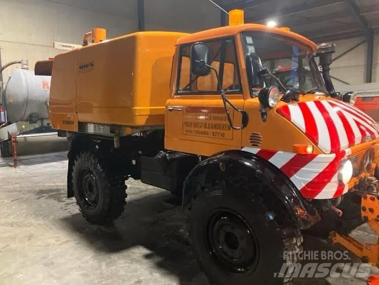 Mercedes-Benz unimog Mašine za čišćenje