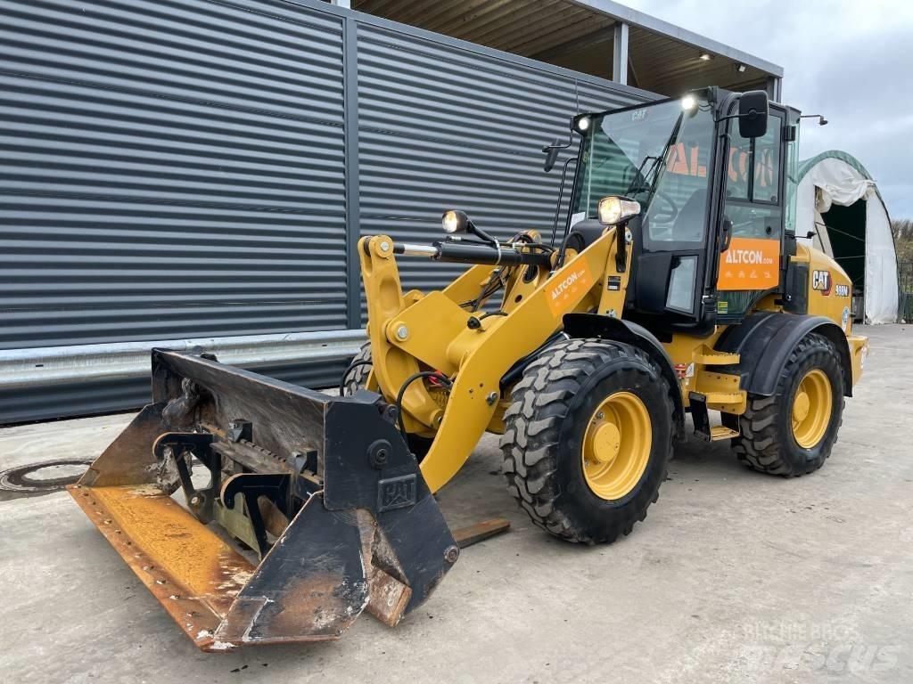 CAT 908M Utovarivači na točkove