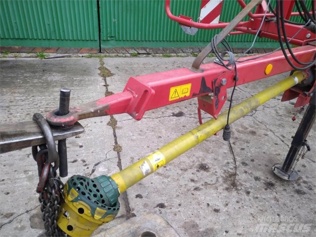Lely Lotus 900P Okretači i sakupljači sena