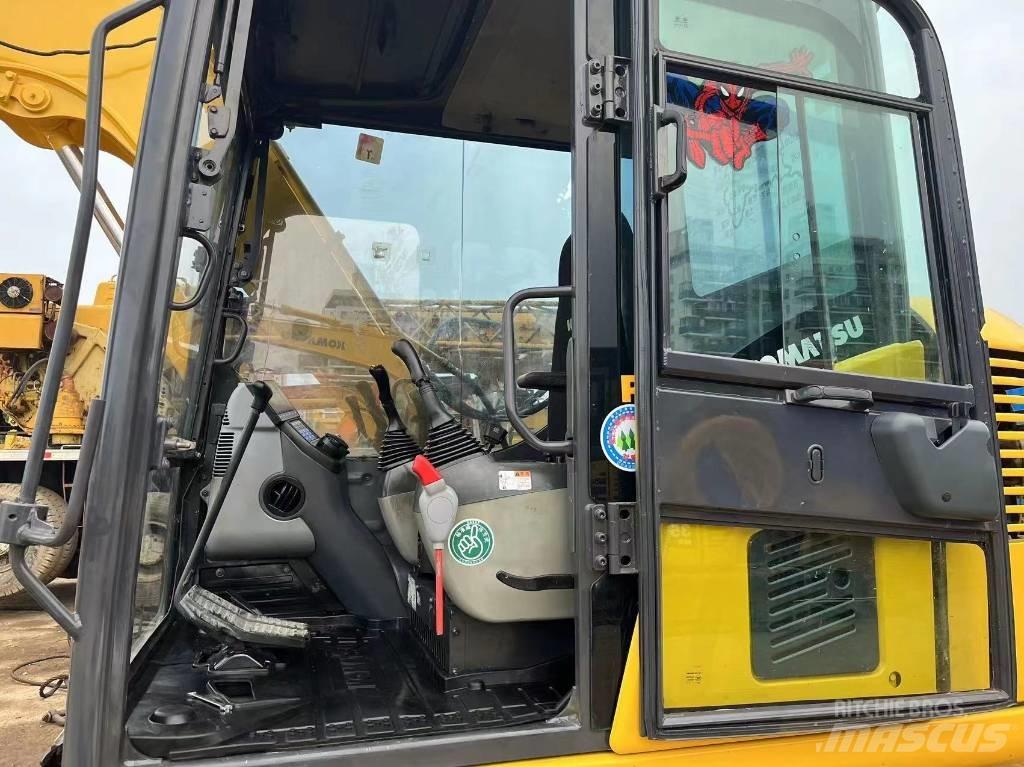 Komatsu PC70-8 Bageri guseničari
