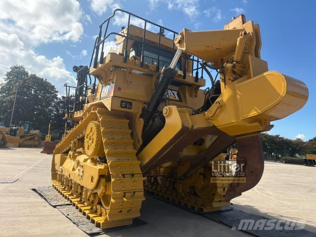 CAT D 10 T 2 Buldožeri guseničari