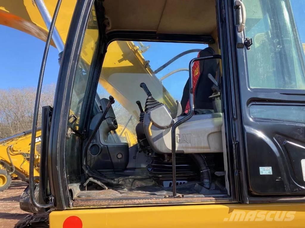 CAT 325D Bageri guseničari