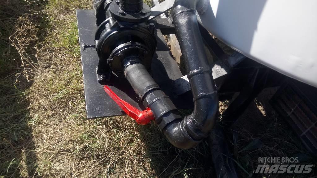  Water tank 9000 lt Ostale kargo komponente