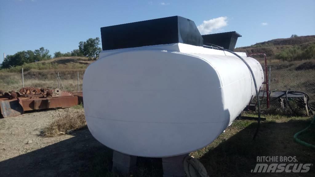  Water tank 9000 lt Ostale kargo komponente