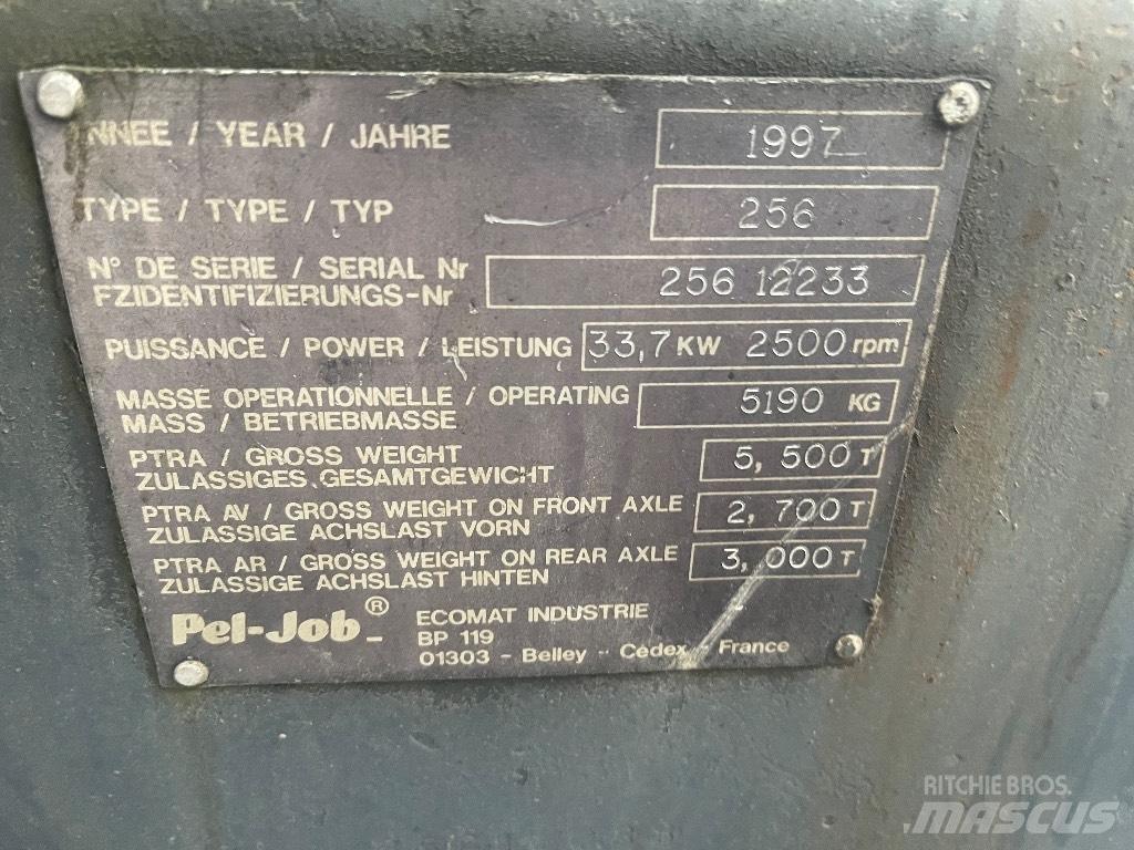  Peljop EW 256 Bageri točkaši