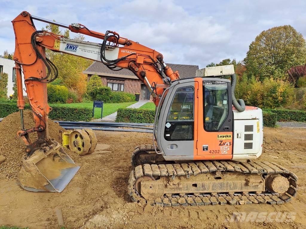 Hitachi ZX135US Bageri guseničari