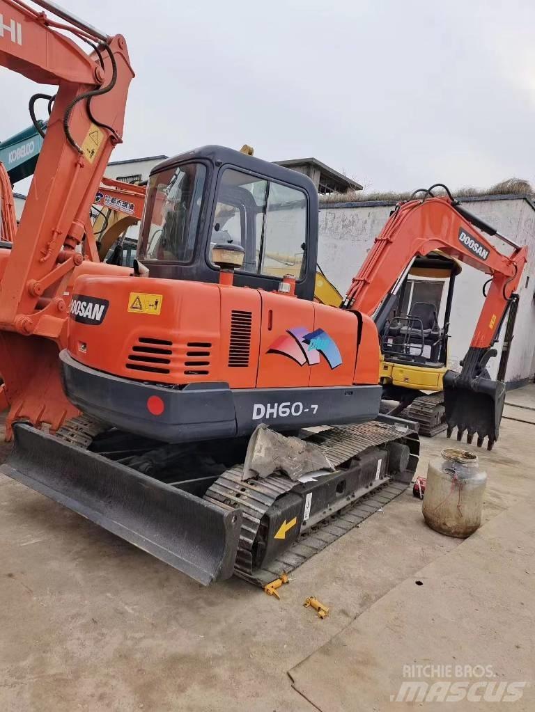 Doosan DH 60-7 Mini bageri < 7t