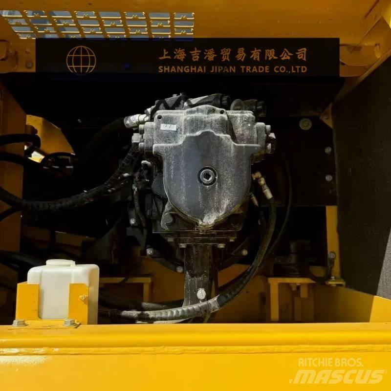 Komatsu PC 450 Bageri guseničari