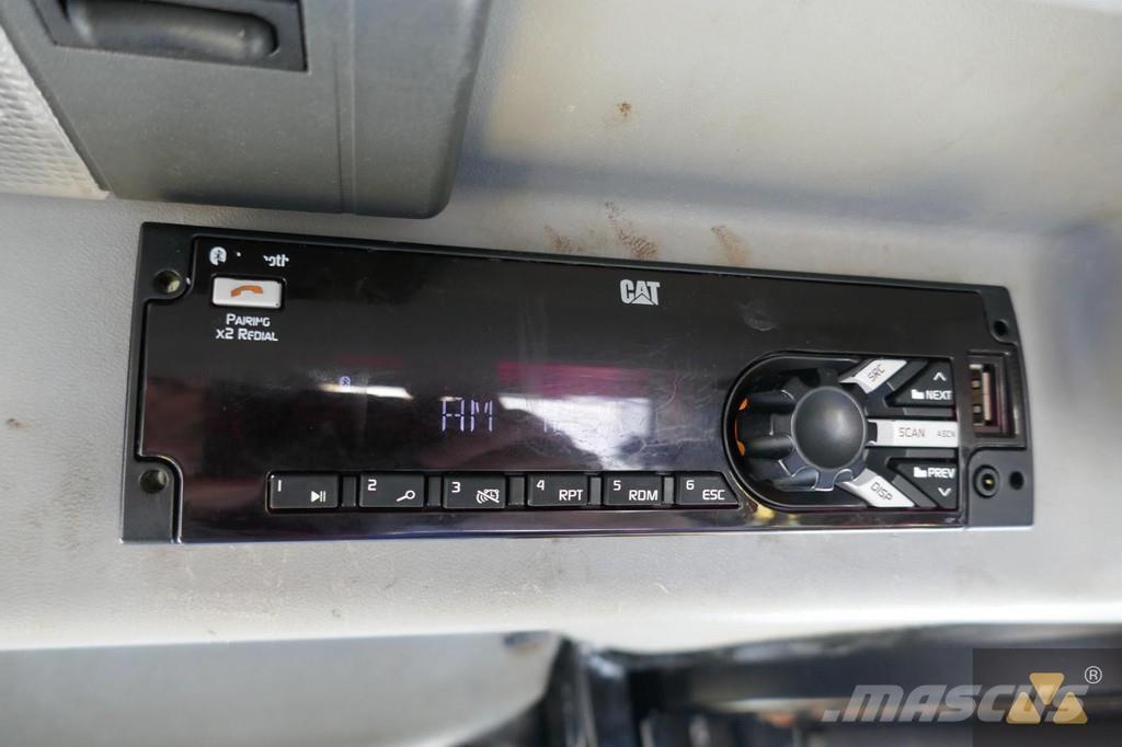 CAT D9T Buldožeri guseničari