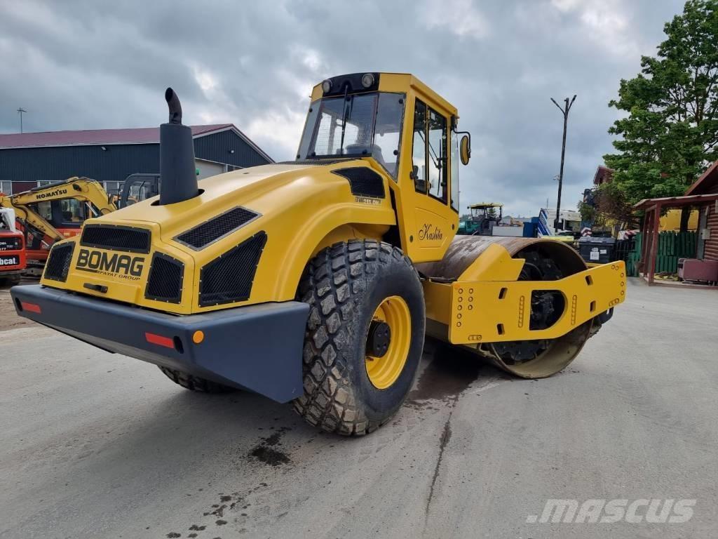 Bomag BW 213 D H-4 Valjci sa jednim bubnjem
