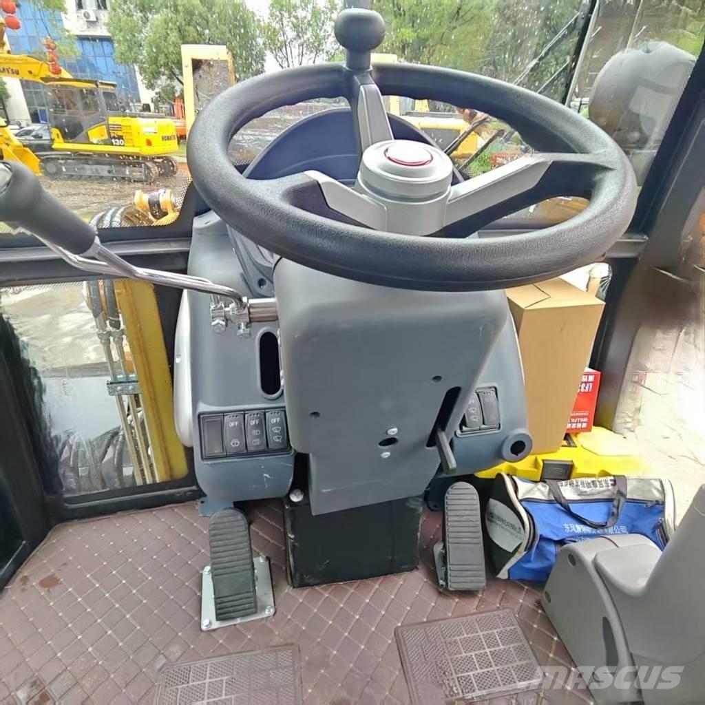 CAT 305.5 E Mini bageri < 7t