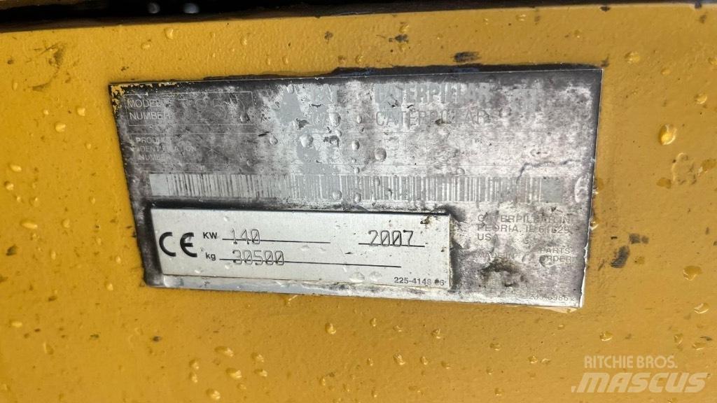 CAT 325DLN Bageri guseničari
