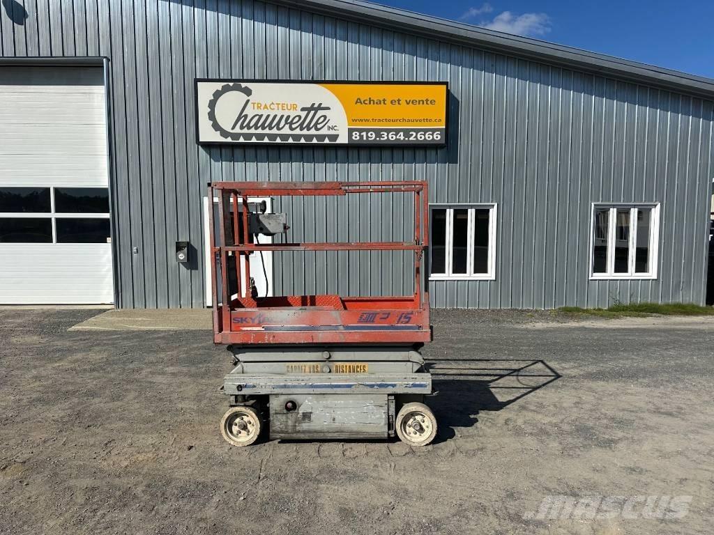 SkyJack SJ III 3015 Makazaste platforme