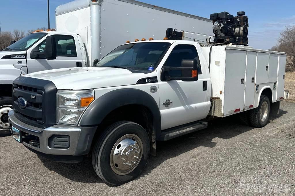 Ford F 550 XL SD Derik kranovi