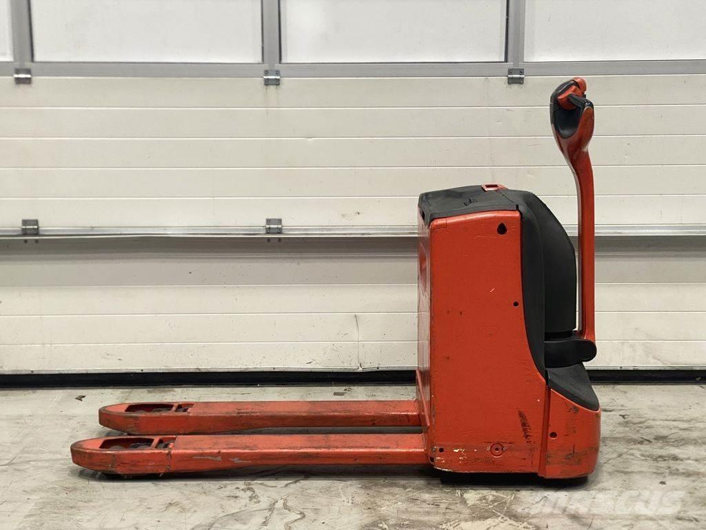 Linde T16 Nisko podizni električni viljuškar