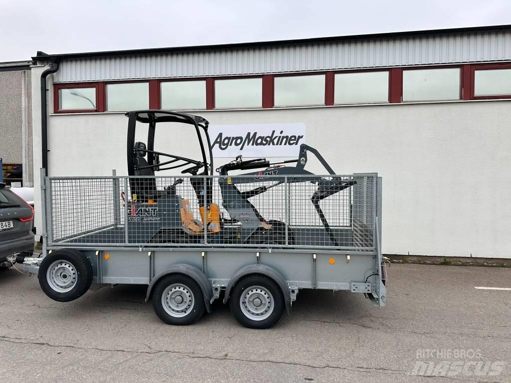 GiANT G1100 Višenamenski utovarivači