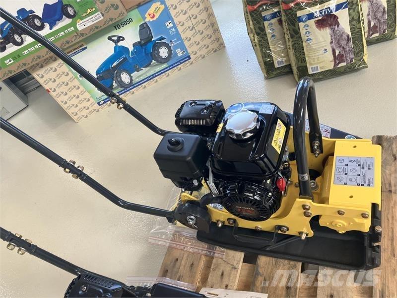  - - - BOMAG BVP10/36 Ostale poljoprivredne mašine