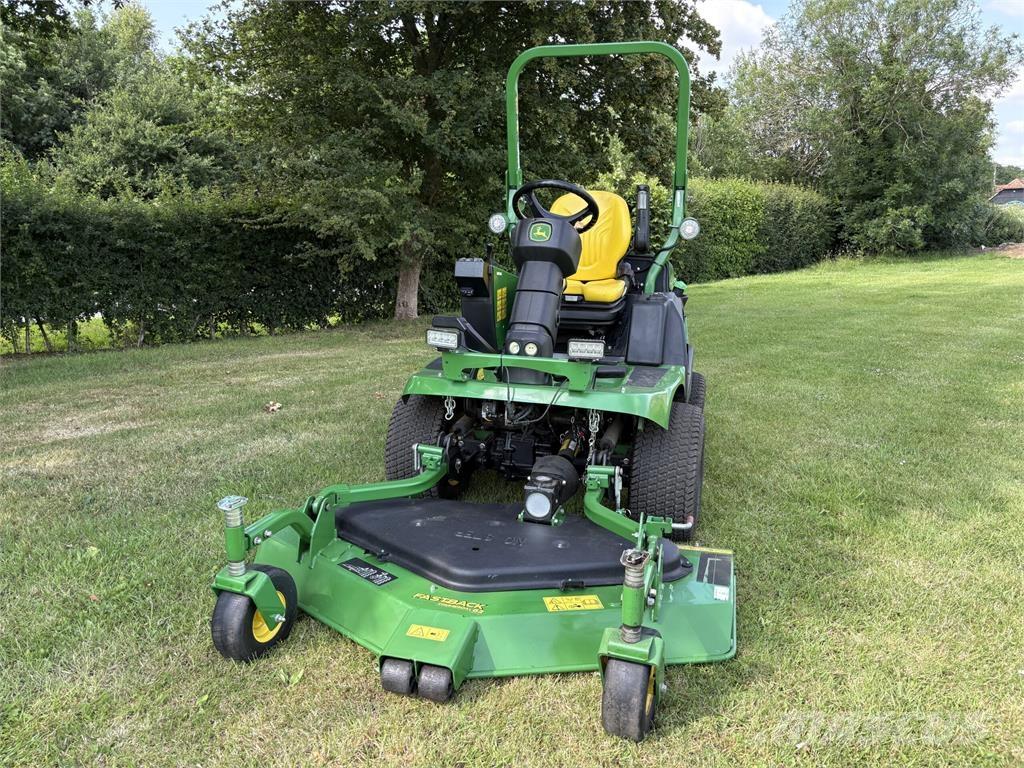 John Deere 1570 Traktorske kosilice