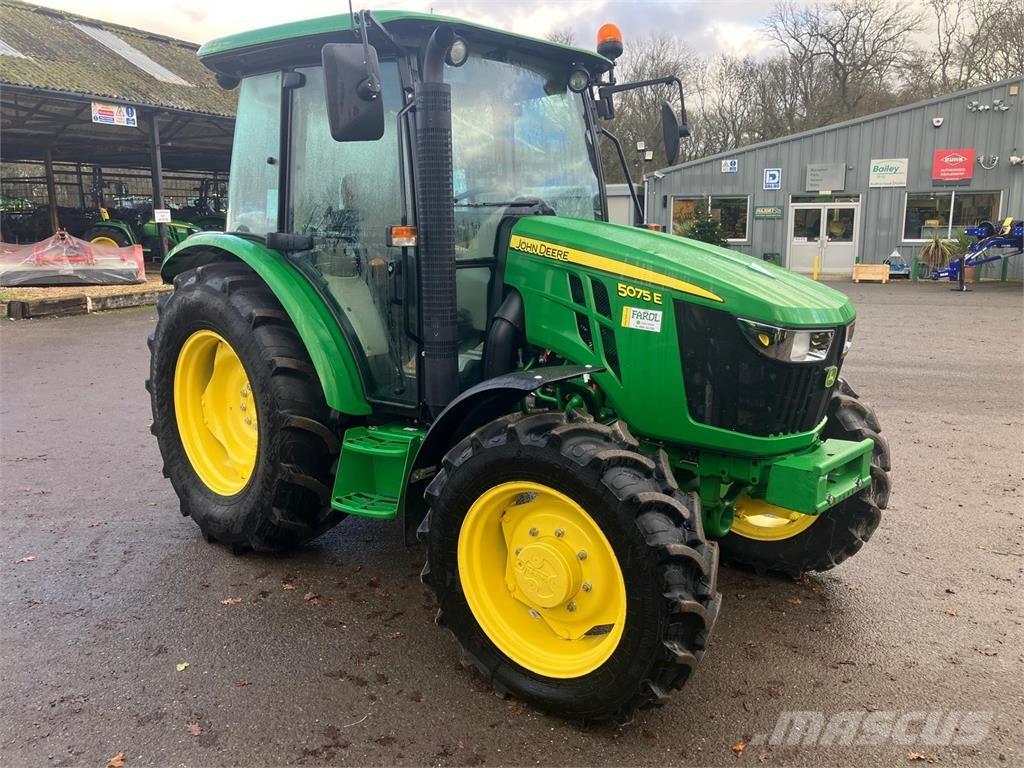 John Deere 5075E Traktori