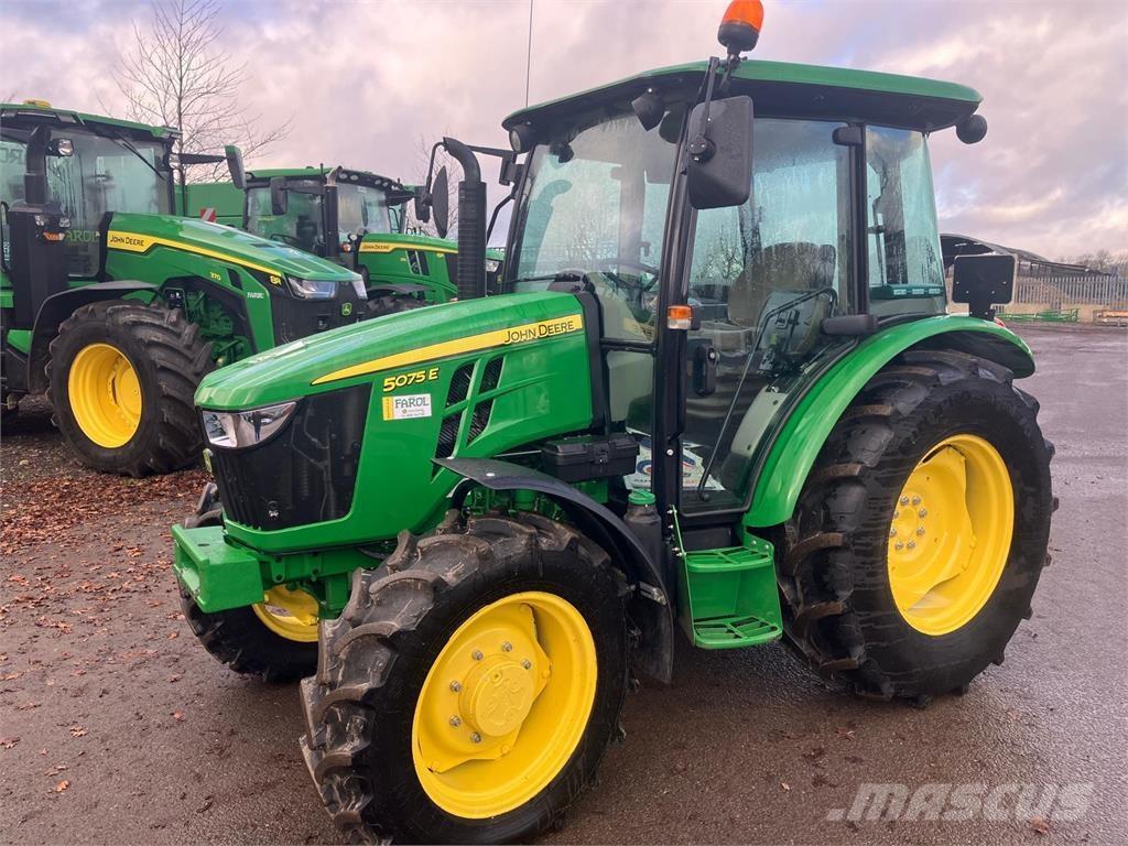 John Deere 5075E Traktori
