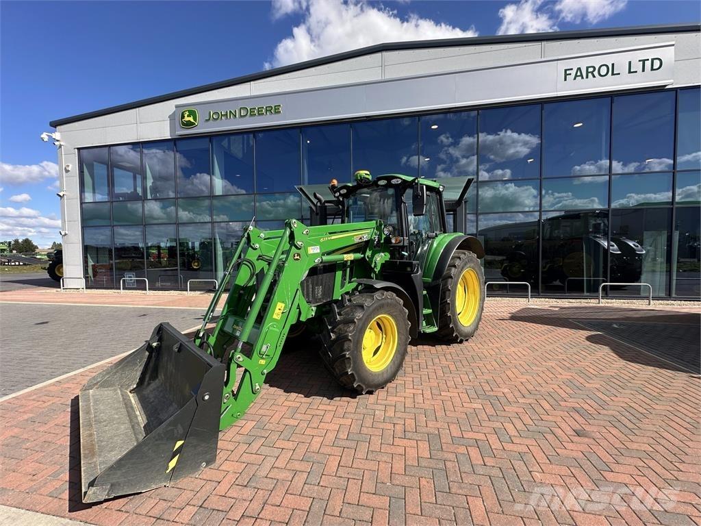 John Deere 6110M Traktori
