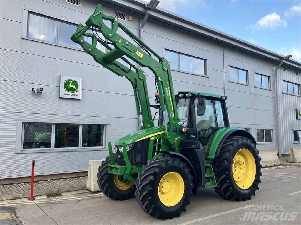 John Deere 6120M Traktori