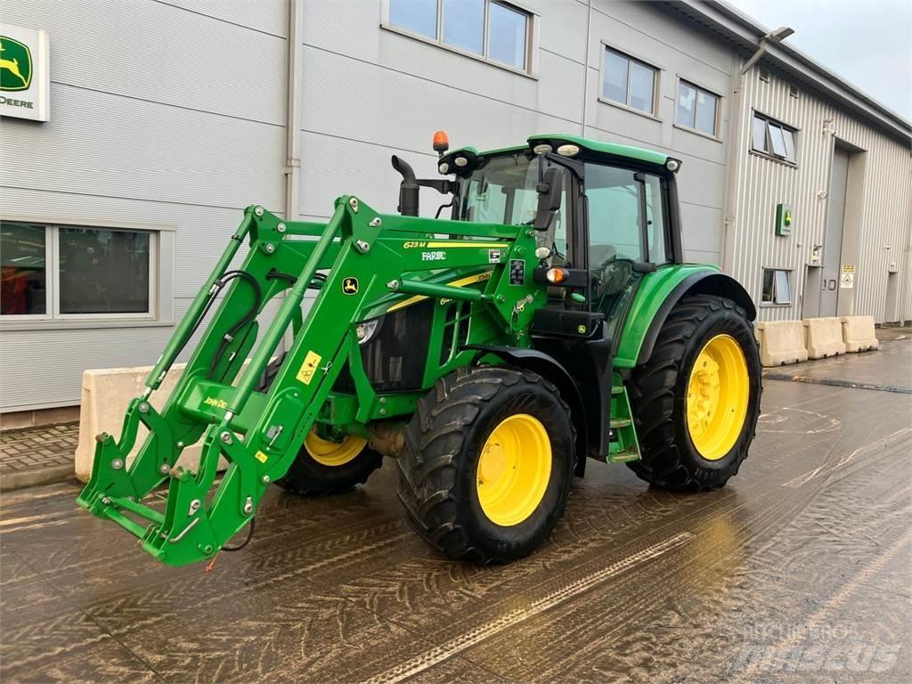 John Deere 6120M Traktori