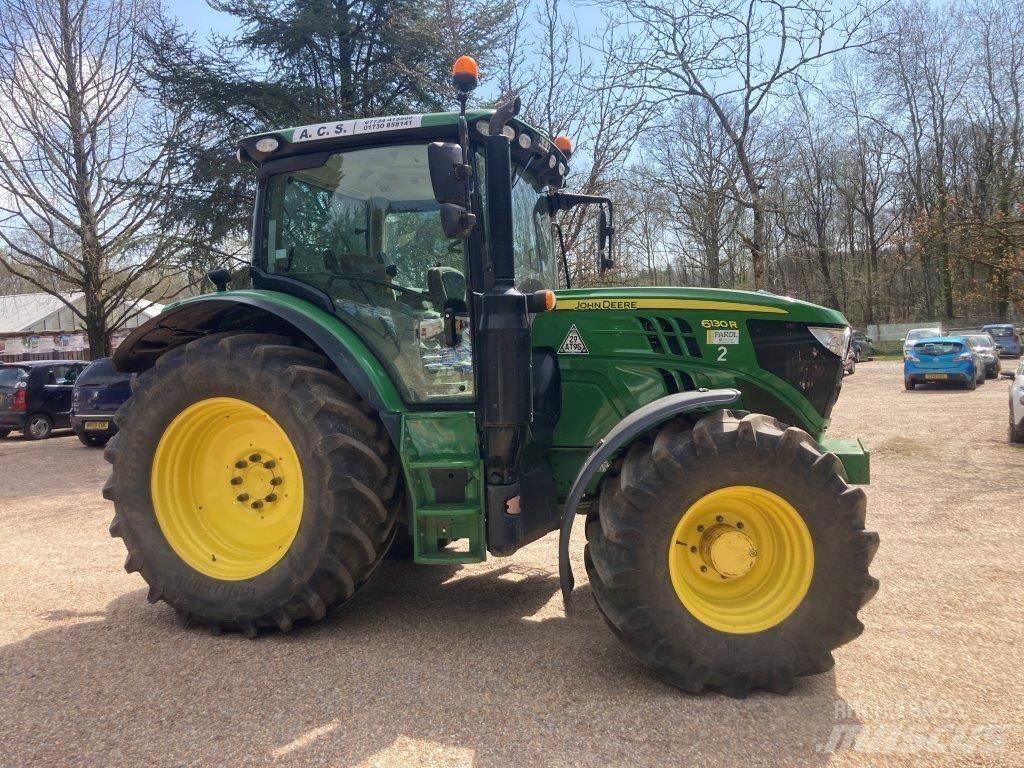 John Deere 6130R Traktori