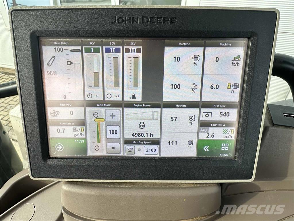 John Deere 6130R Traktori