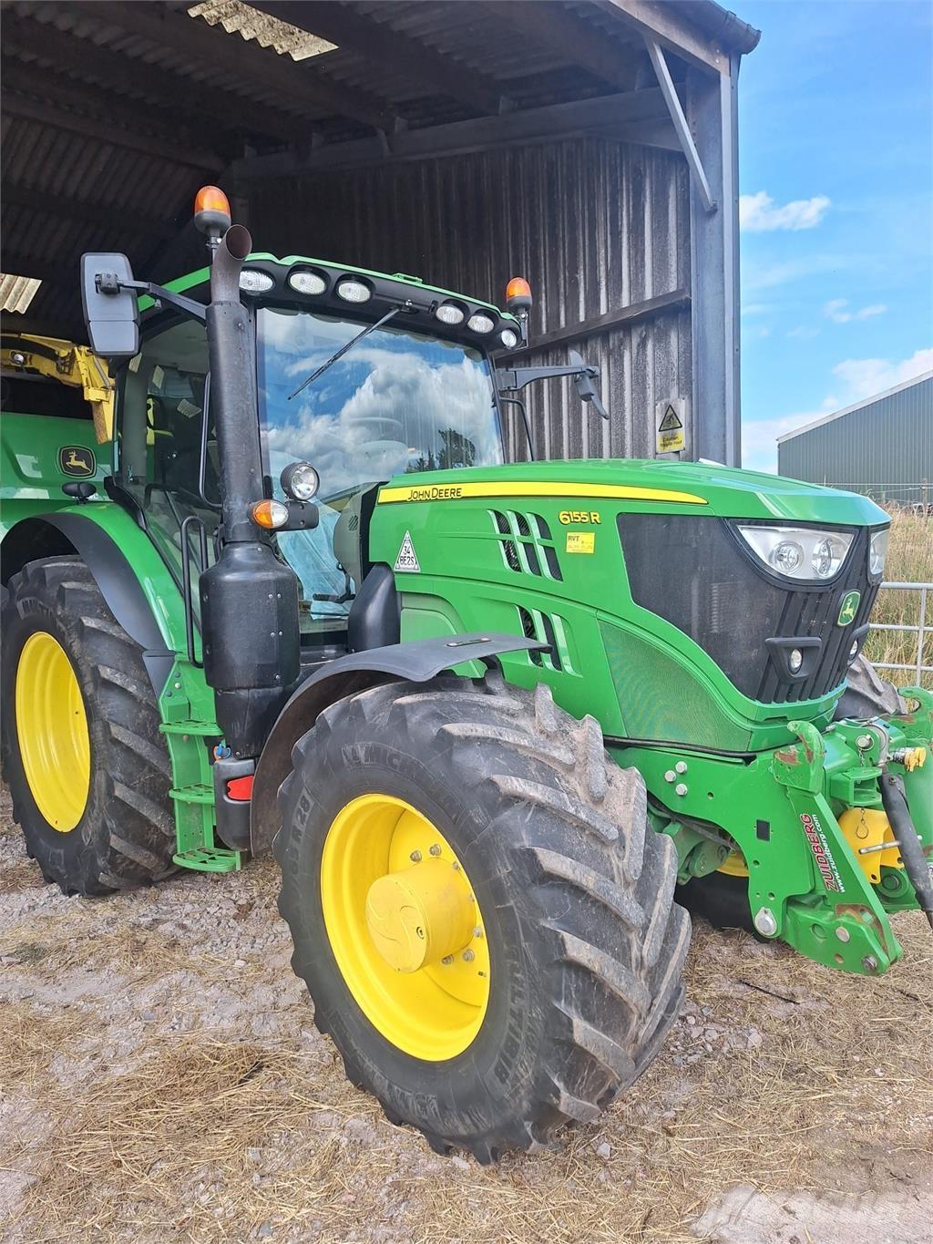 John Deere 6155R Traktori