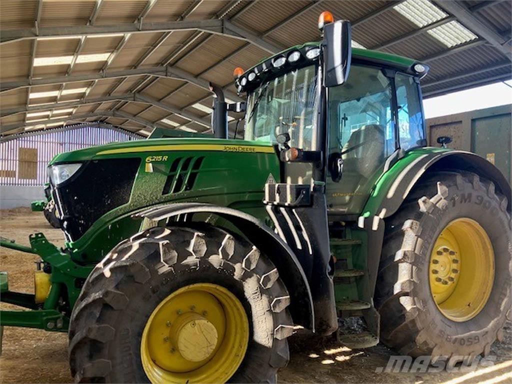 John Deere 6215R Traktori