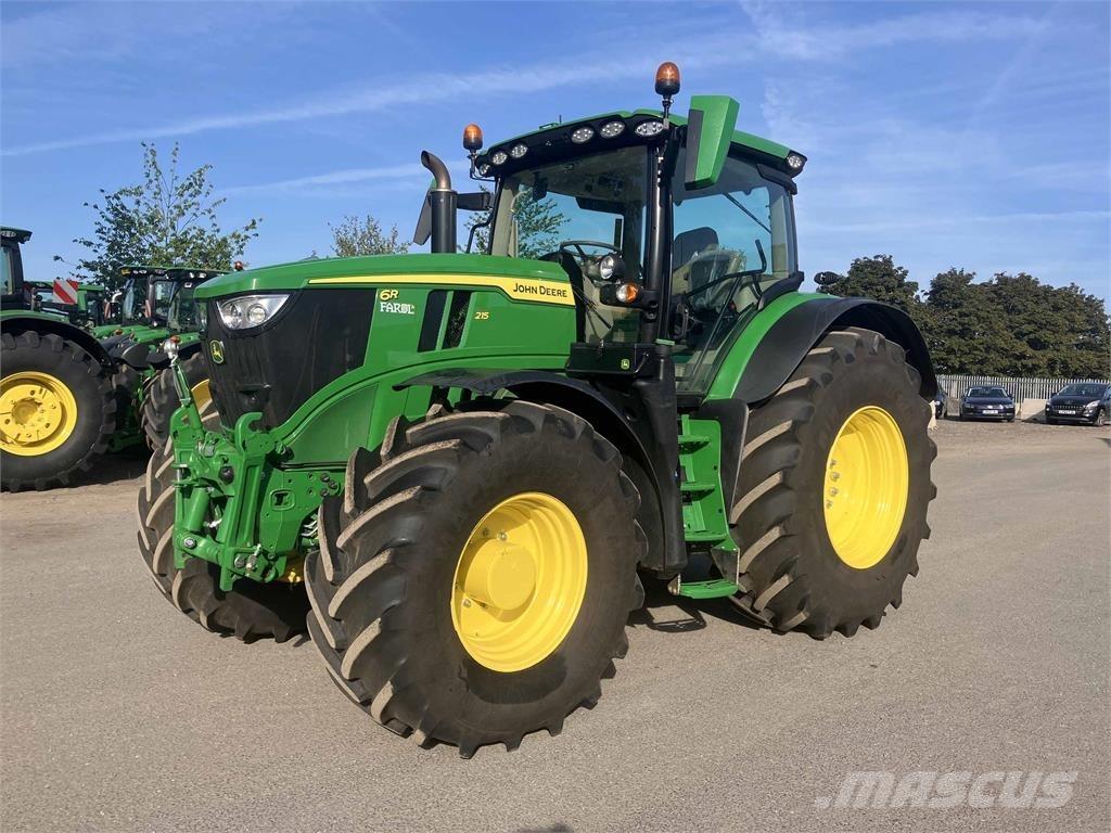 John Deere 6R 215 Traktori