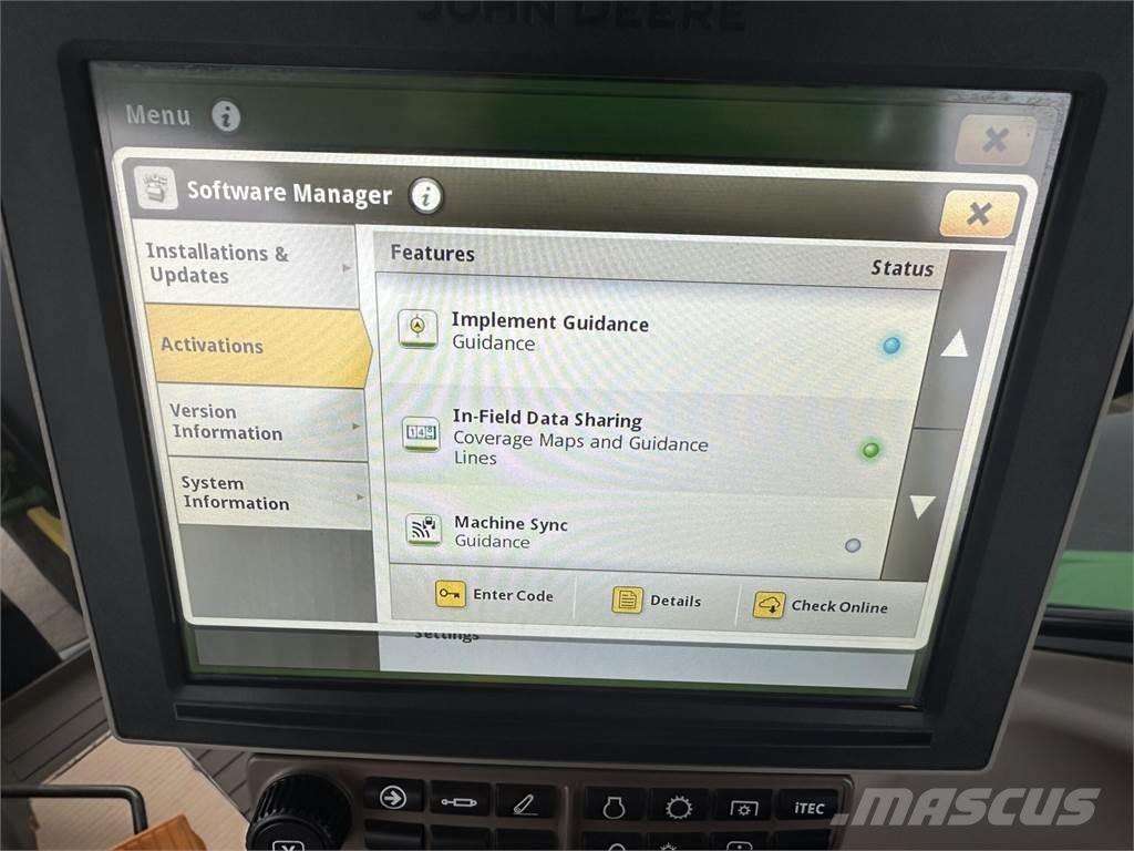 John Deere 6R 215 Traktori