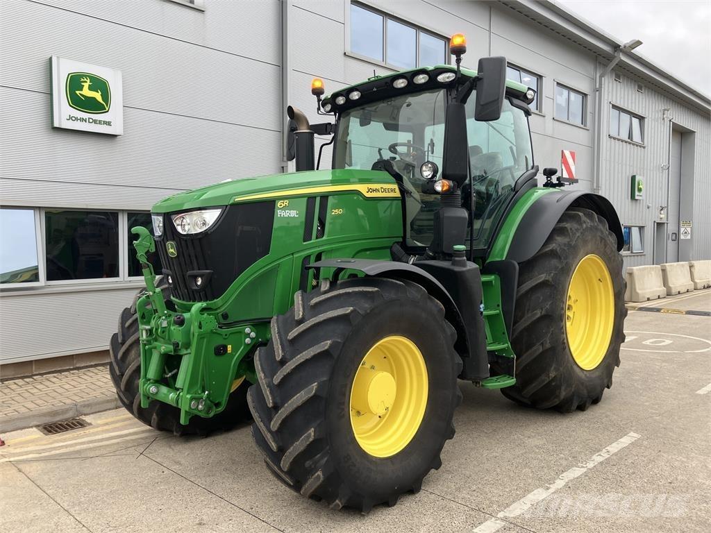John Deere 6R 250 Traktori