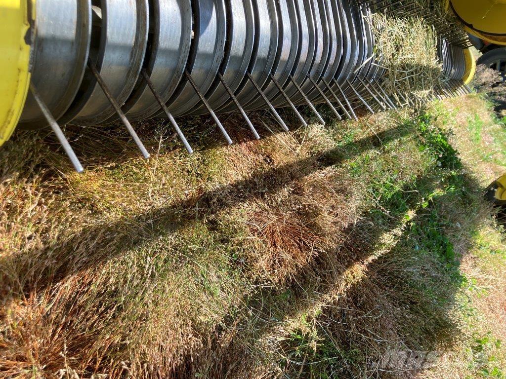 John Deere 8400i Mašine za stočnu hranu sa sopstvenim pogonom