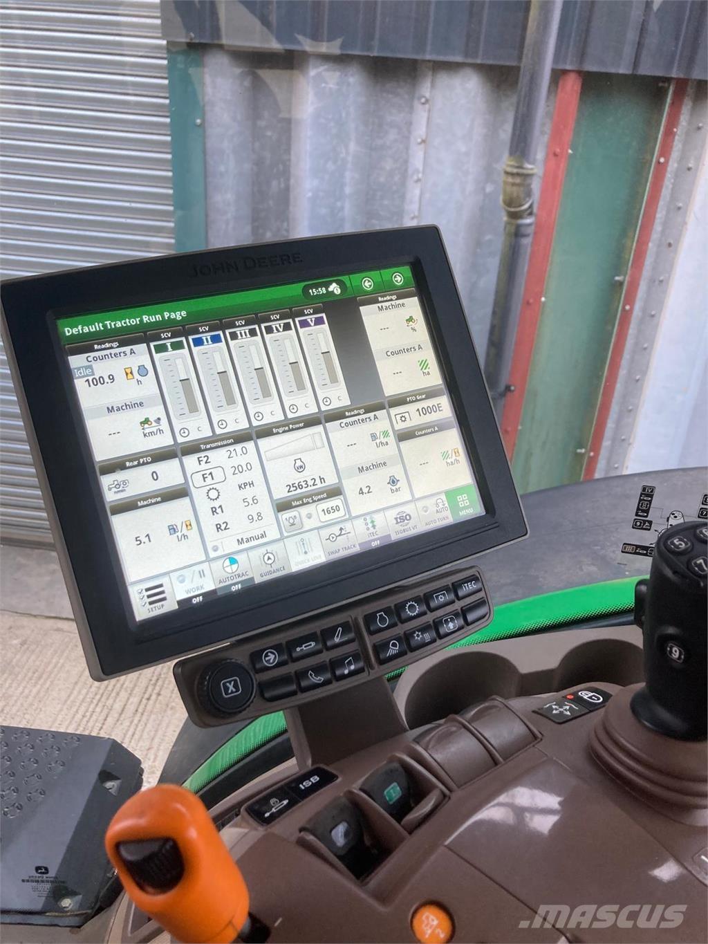 John Deere 8400R Traktori