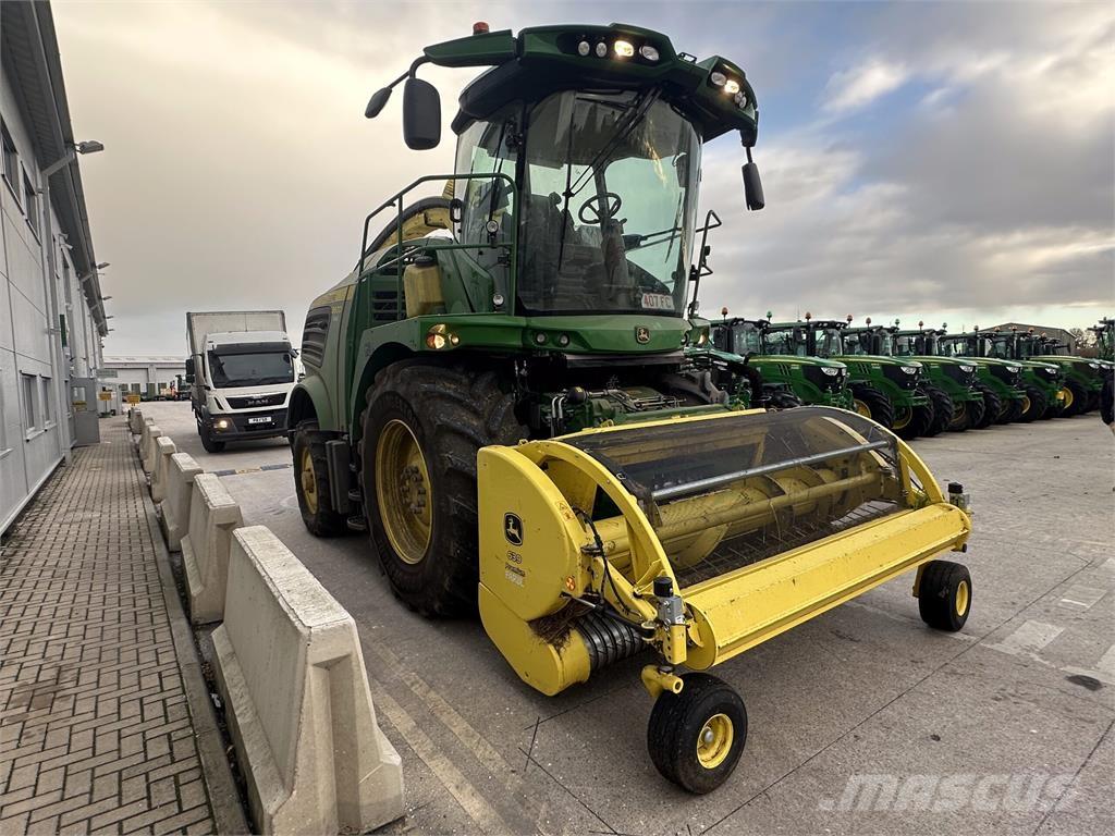 John Deere 8600i Mašine za stočnu hranu sa sopstvenim pogonom