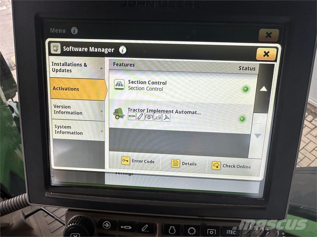 John Deere 8R 370 Traktori