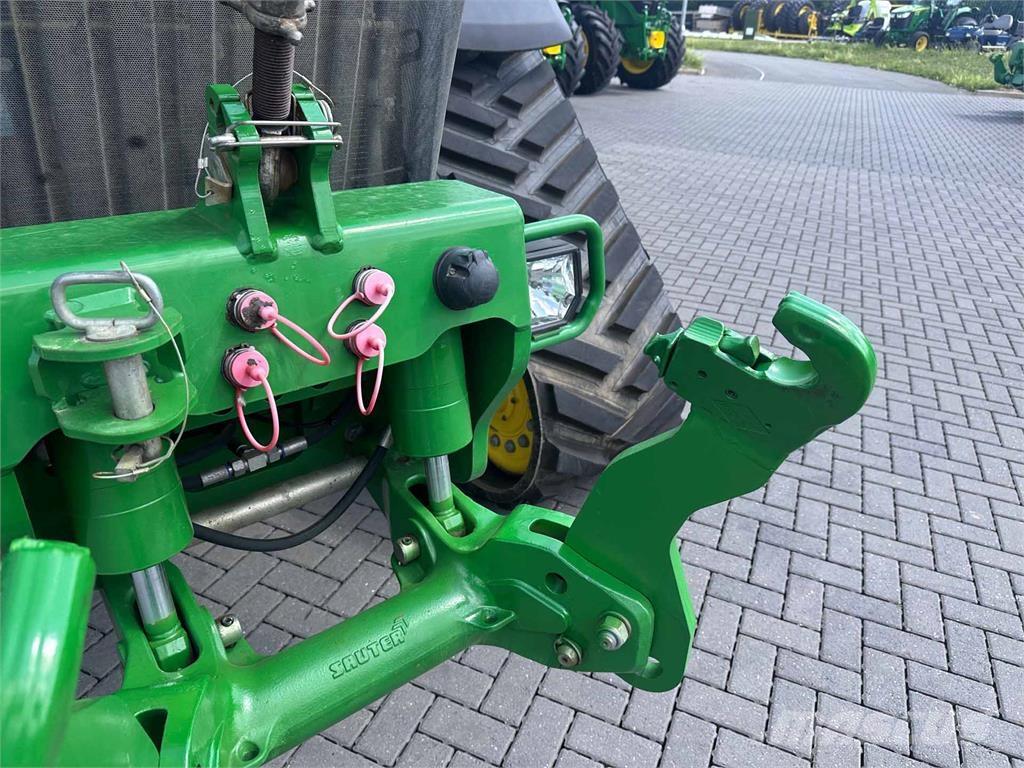 John Deere 8RX 370 Traktori