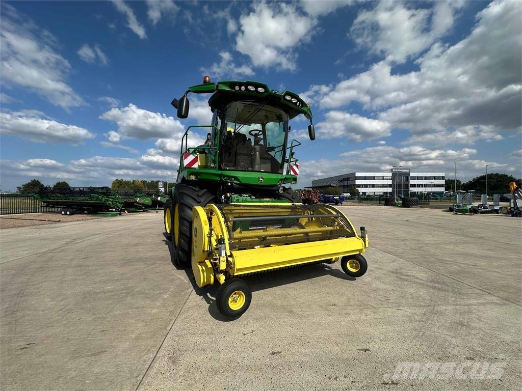 John Deere 9700i Mašine za stočnu hranu sa sopstvenim pogonom