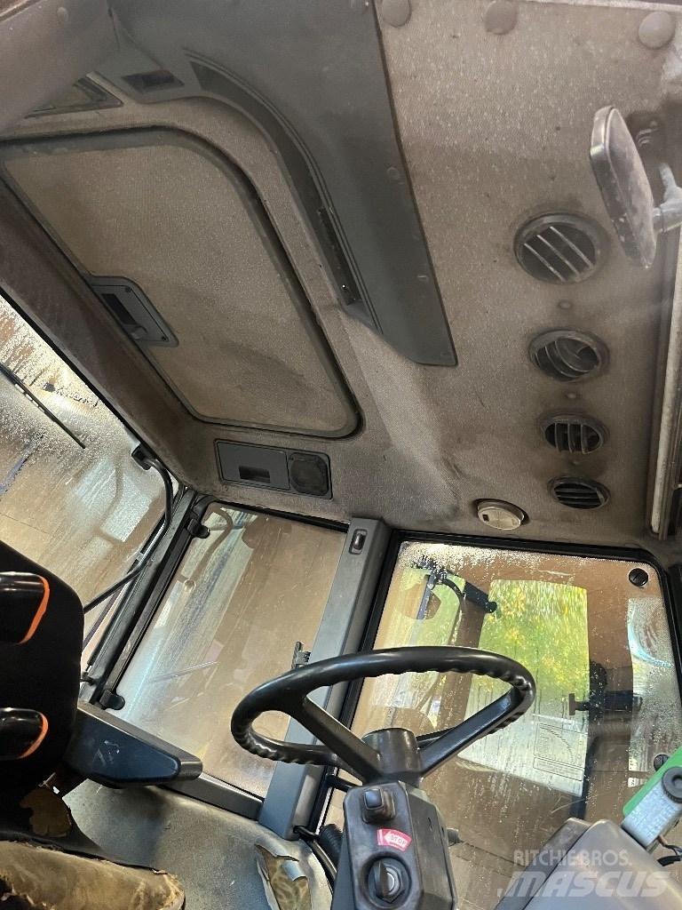 Ford 7840 SLE Traktori