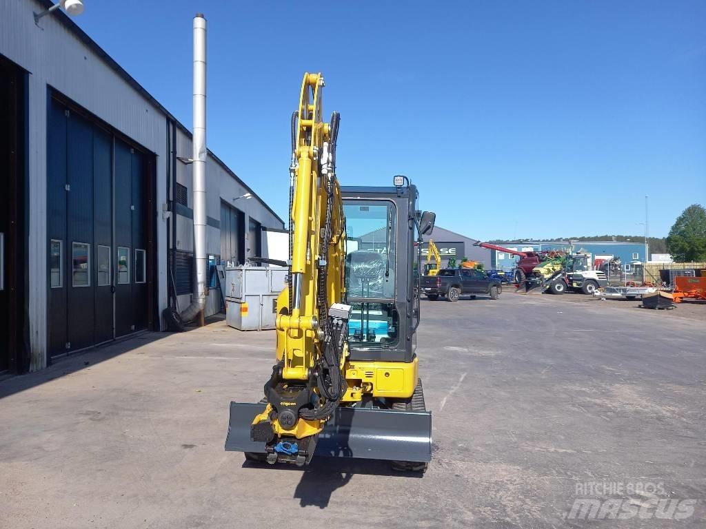 Komatsu PC26MR-5 Mini bageri < 7t