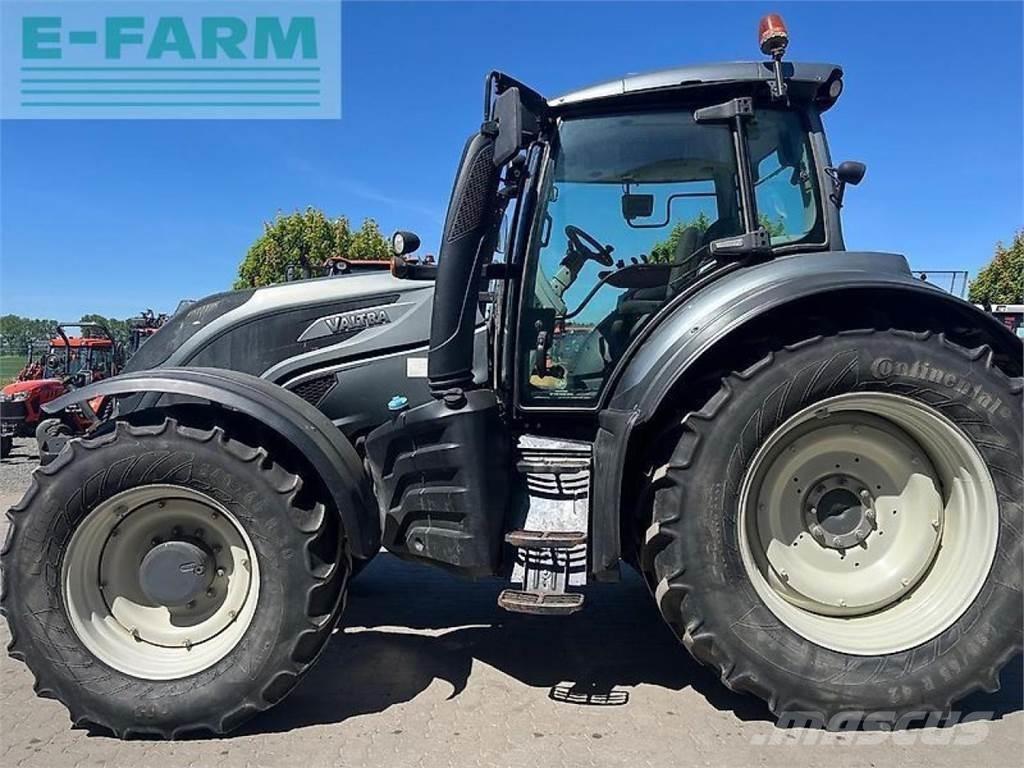 Valtra t174es Traktori