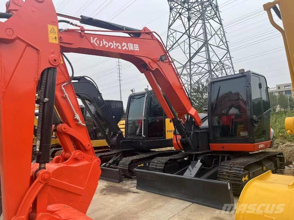 Kubota 183 Bageri guseničari