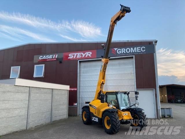 JCB 530-60 Poljoprivredni teleskopski utovarivači