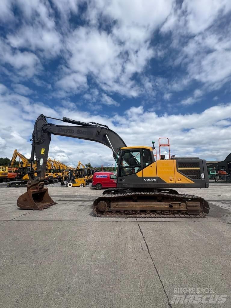 Volvo EC 300 EL Bageri guseničari