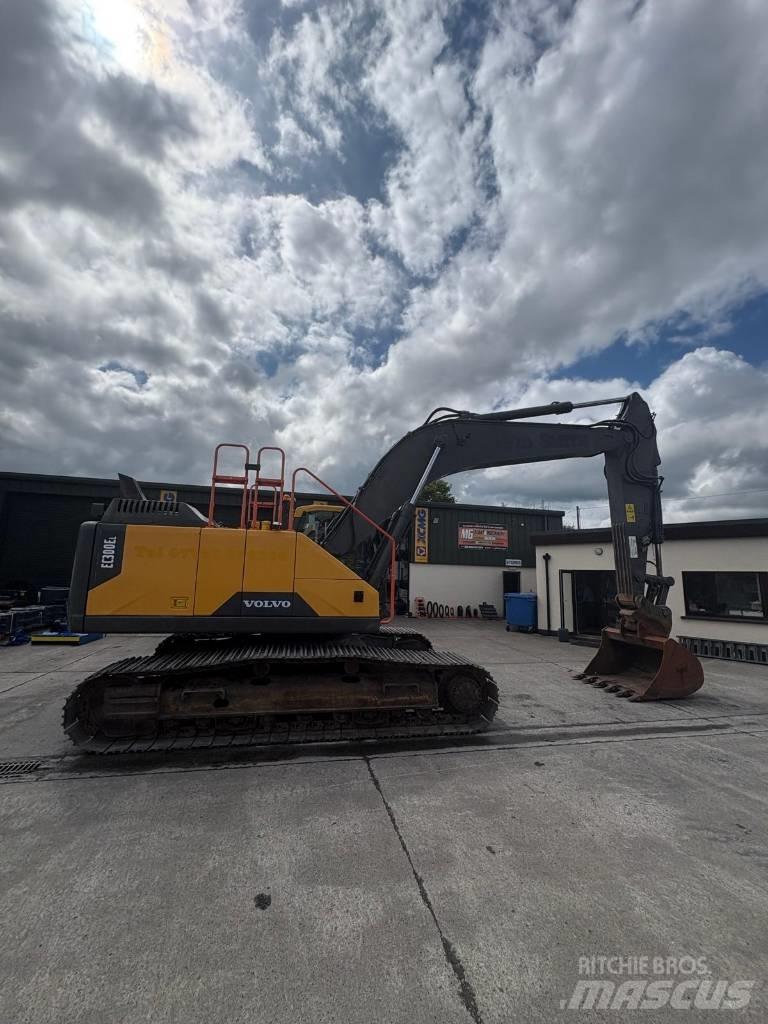 Volvo EC 300 EL Bageri guseničari