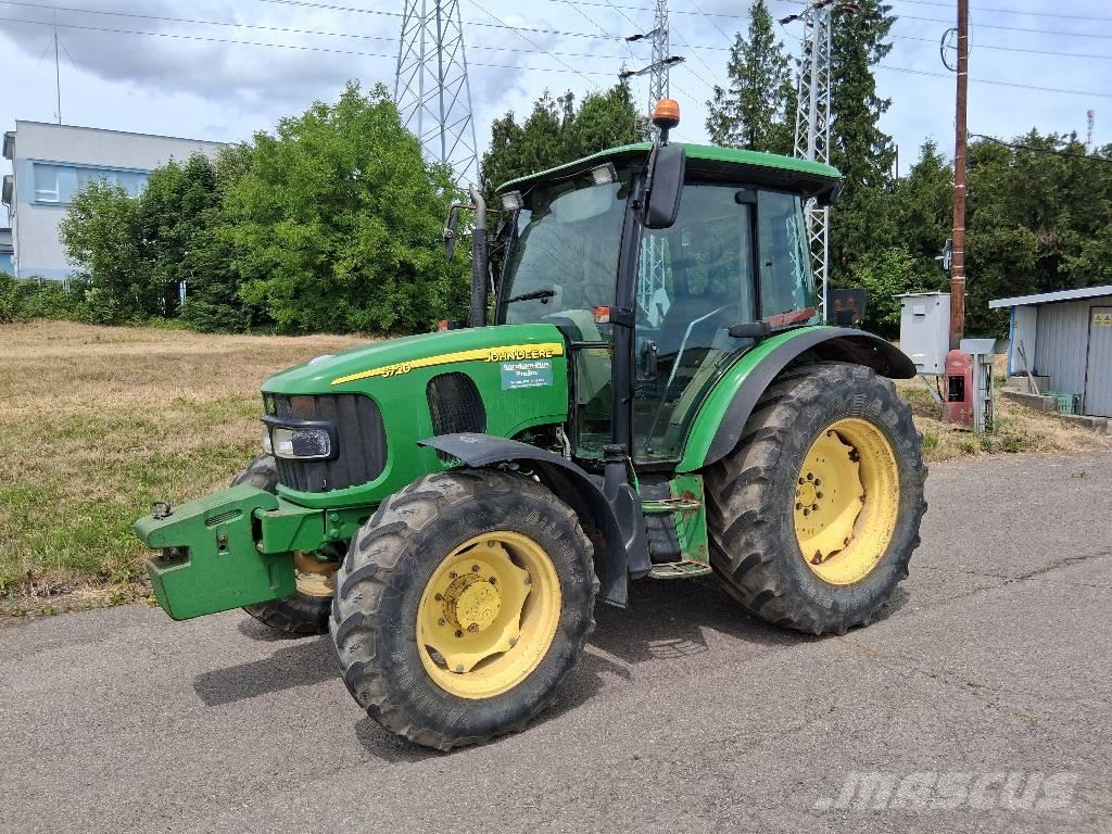 John Deere 5720 Traktori